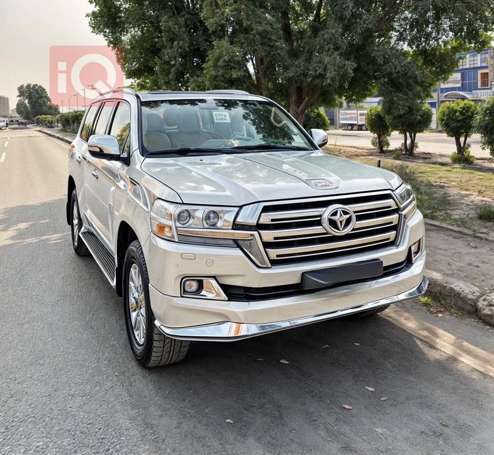 تويوتا لاندكروزر